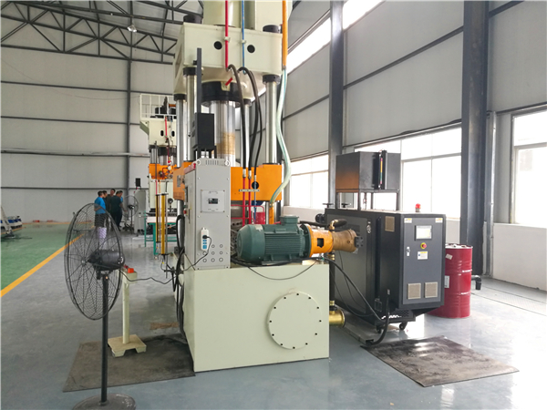 模溫機的油箱有什么作用？歐能機械為您分享