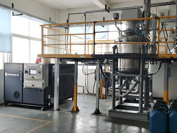 防爆冷熱一體油溫機控溫，保障化工醫(yī)藥生產(chǎn)安全