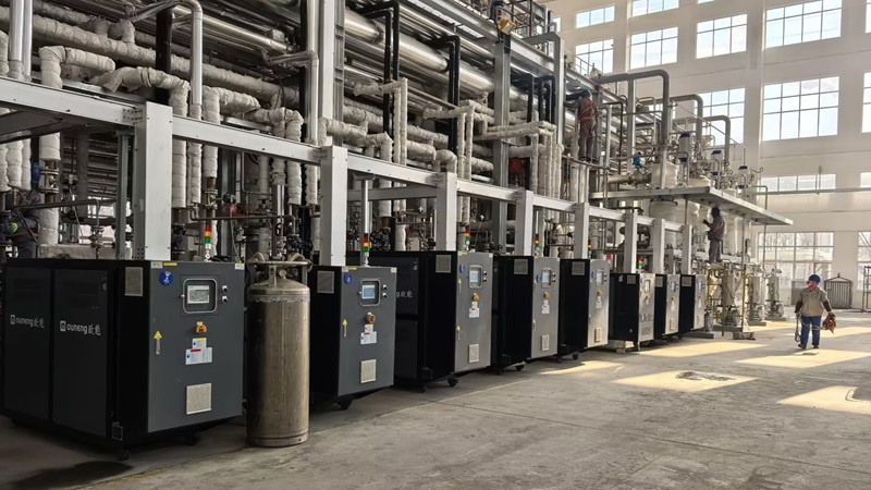 PVC行業控溫選油模溫機還是燃氣模溫機？