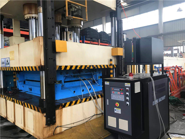 模溫機(jī)導(dǎo)熱油超溫如何解決？