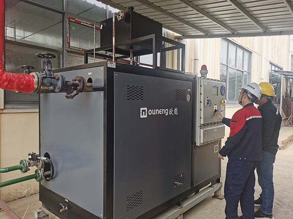 電解液夾套反應(yīng)釜控溫防爆油溫機(jī)