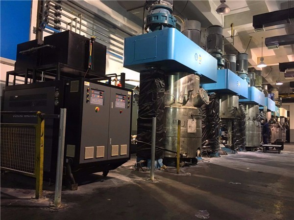 雙行星攪拌機設備溫度控制，「歐能機械」有高精度加熱方式！